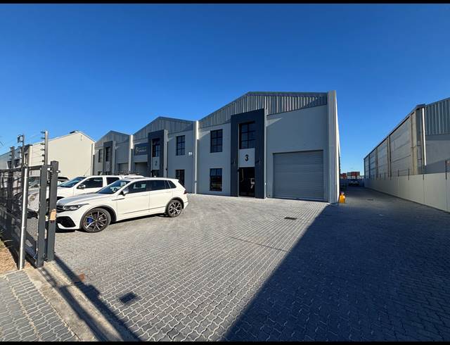 500M² WAREHOUSE TO LET IN FIRGROVE